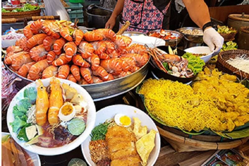 曼谷小吃的魅力無法檔，連米其林廚師都讚不絕口！