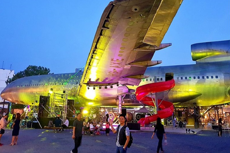 話題滿滿搞怪創意的曼谷Chang Chui 暢萃文創飛機夜市