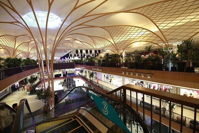 普吉島新開幕的中央購物中心是亞洲第一座 “豪華＆休閒海灘生活風格景點”購物中心